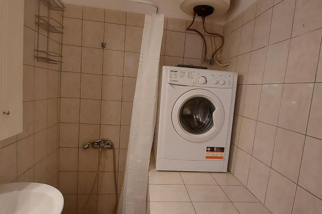Spacious Beauty In Athens, 55M2, Metro 7' Ngoại thất bức ảnh